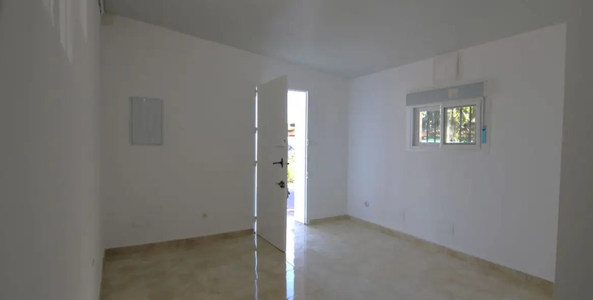 Sale of detached villa in Alora 19