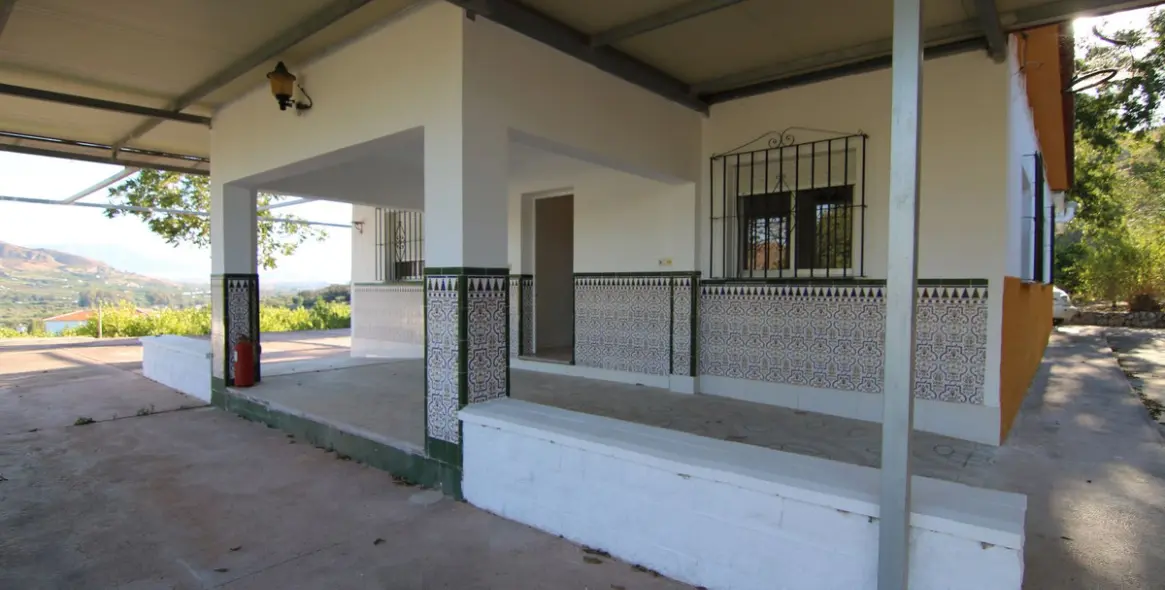 Продажа  отдельно стоящей виллы в Alora 31