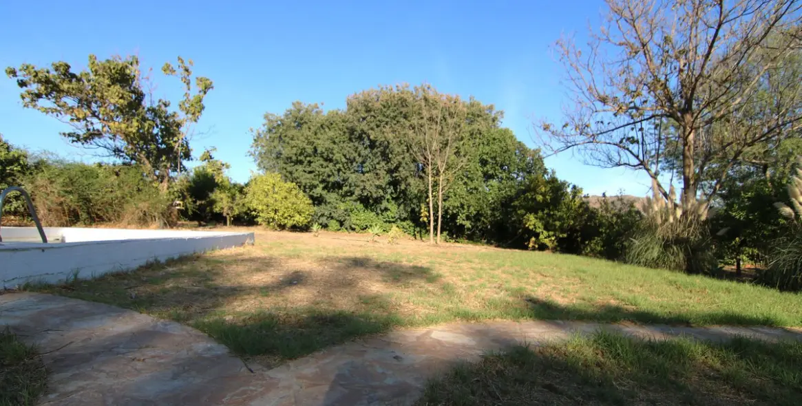 Продажа  отдельно стоящей виллы в Alora 35