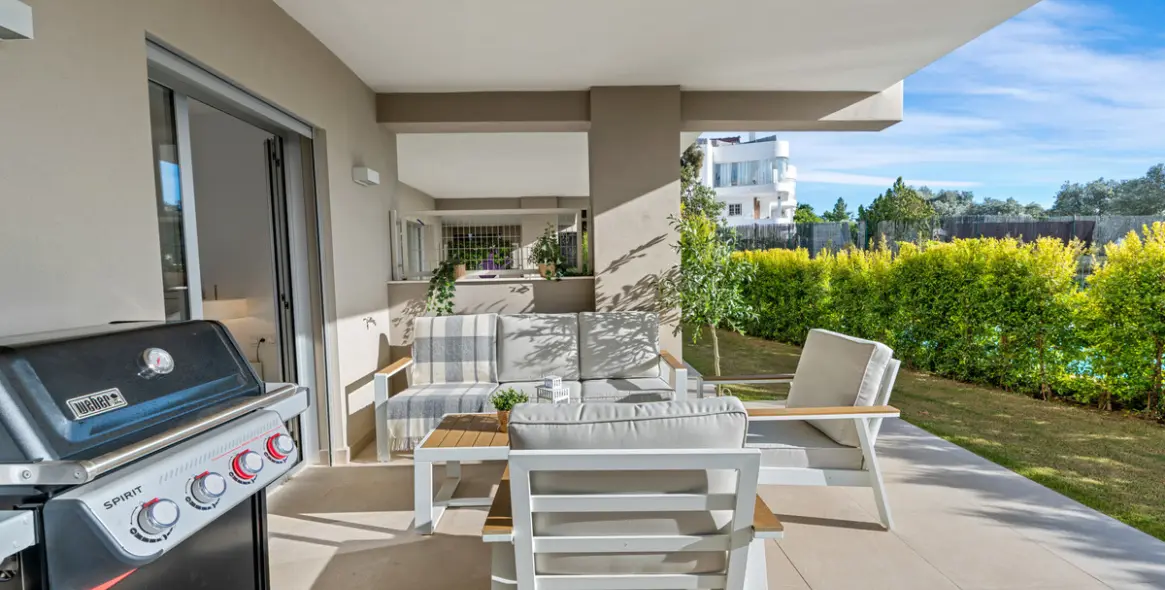 Продажа апартаментов на первом этаже в Estepona (район Estepona) 3