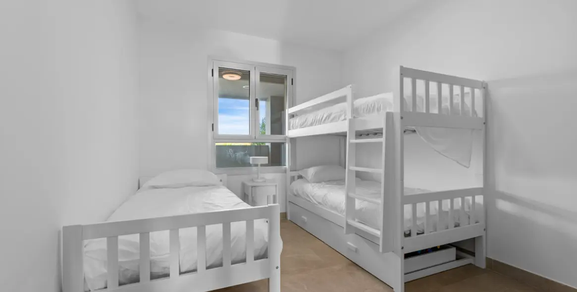 Продажа апартаментов на первом этаже в Estepona (район Estepona) 6