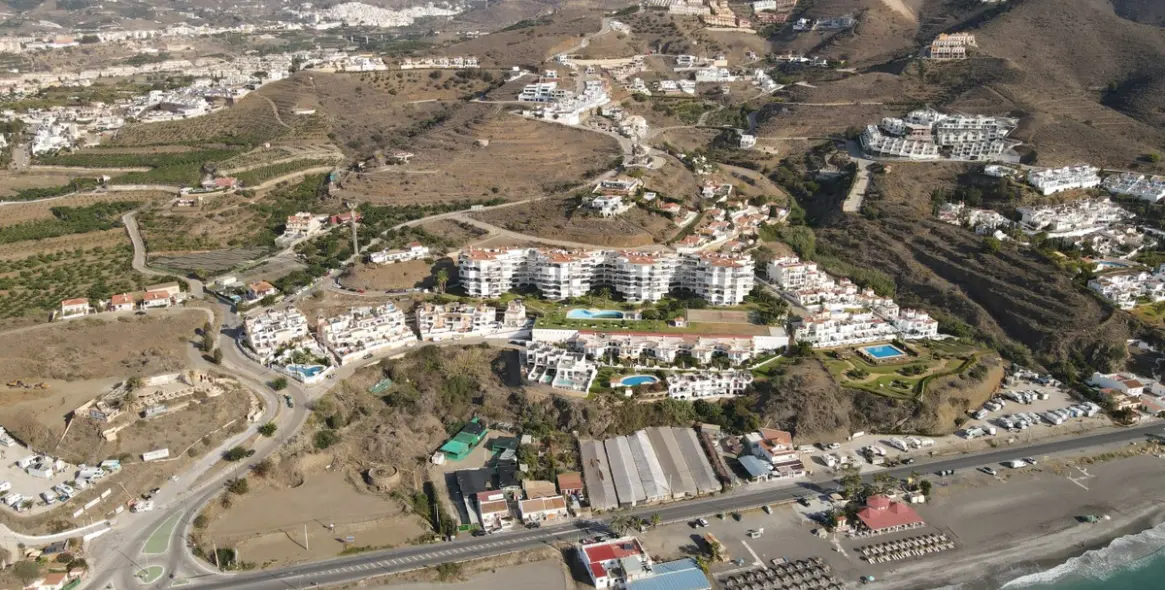 Sale of residential plot in Torrox 3