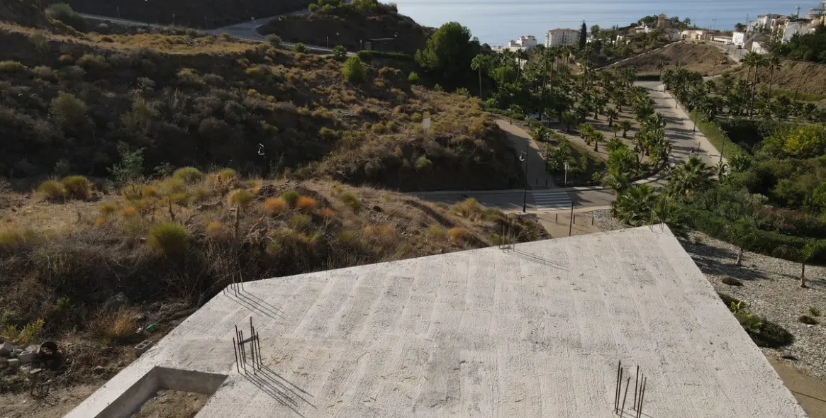 Sale of residential plot in Torrox 11