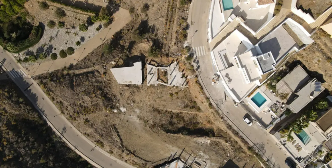 Sale of residential plot in Torrox 15