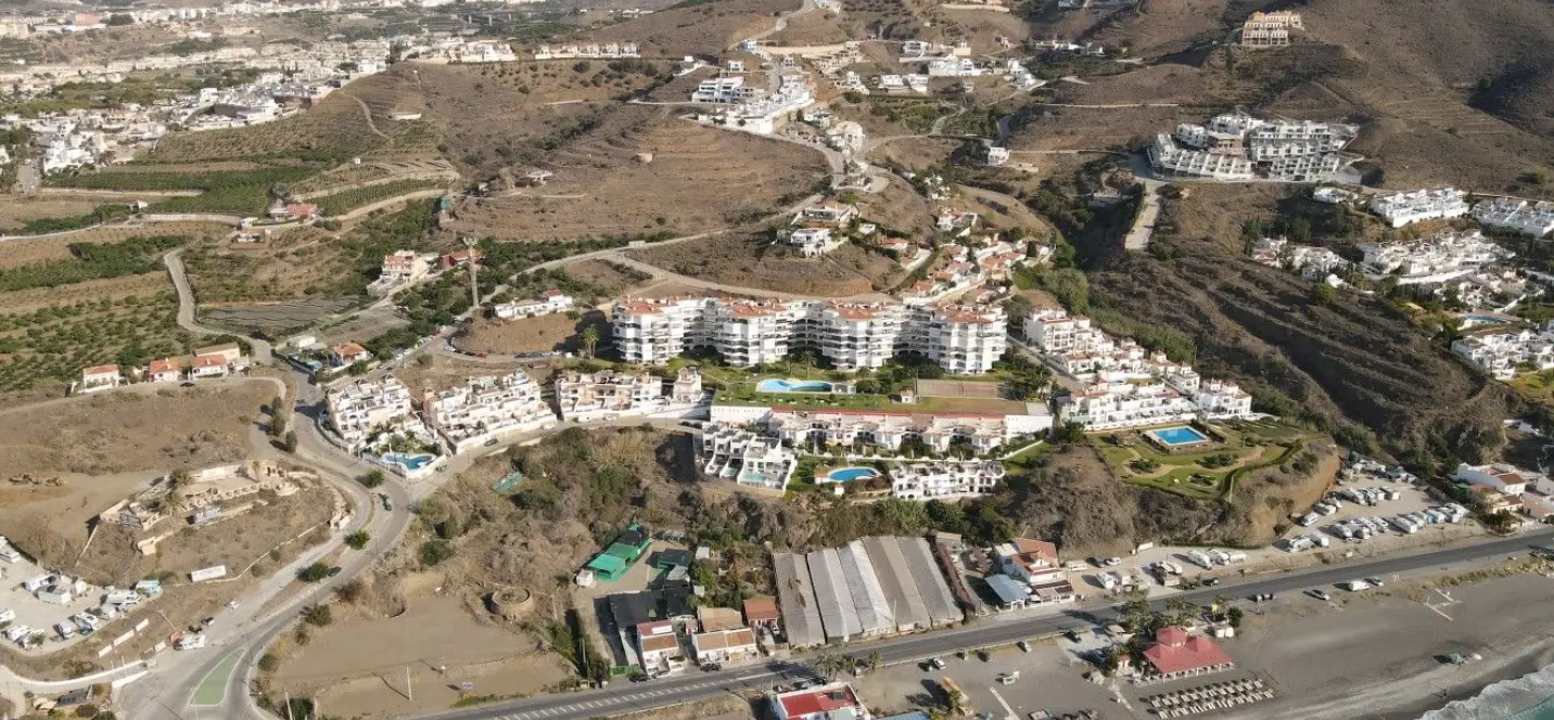 Sale of residential plot in Torrox 2