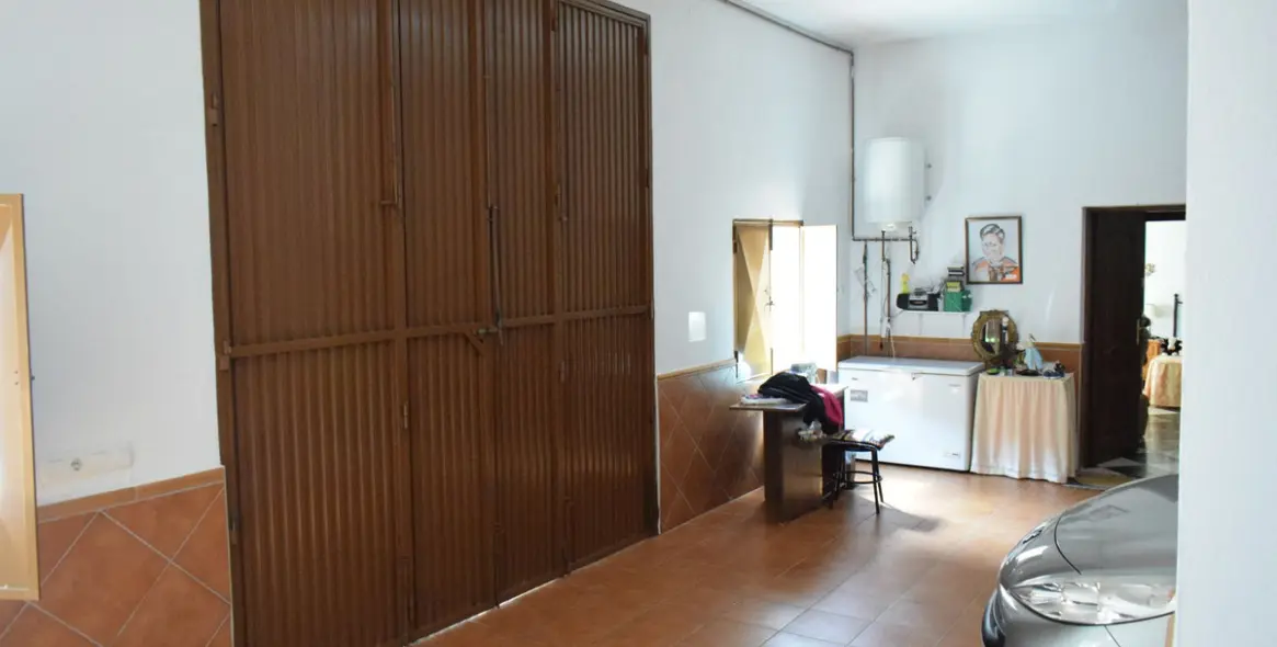 Sale of detached villa in La Viñuela 19