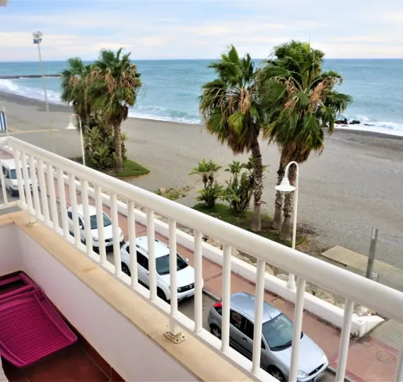 Middle floor apartment R3979039