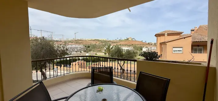 Продажа апартаментов на среднем этаже в La Cala 4