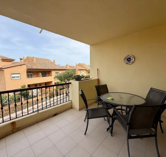 Продажа апартаментов на среднем этаже в La Cala