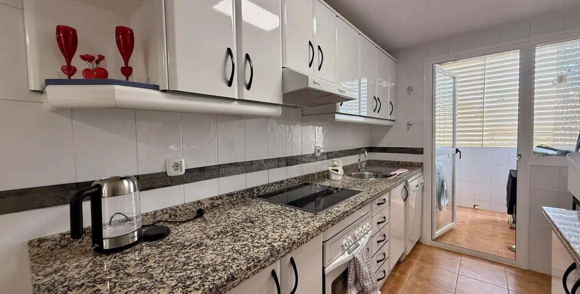 Продажа апартаментов на среднем этаже в La Cala 8