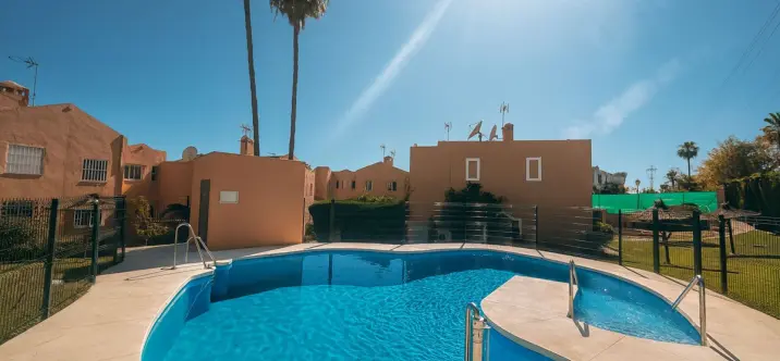 Sale of townhouse in Diana Park 0