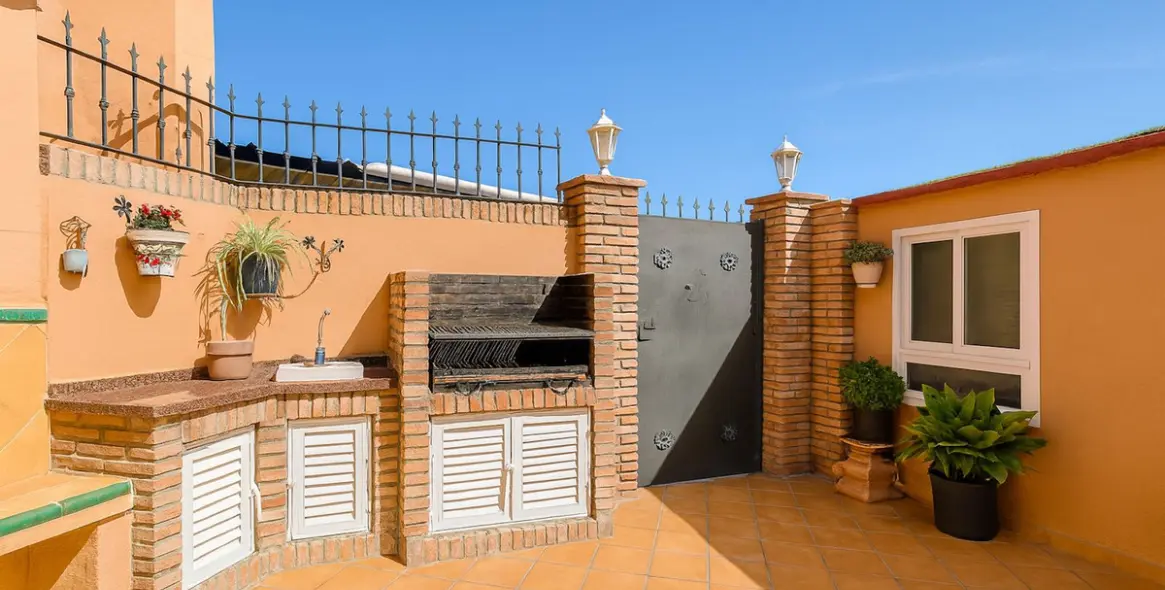 Sale of townhouse in Diana Park 4