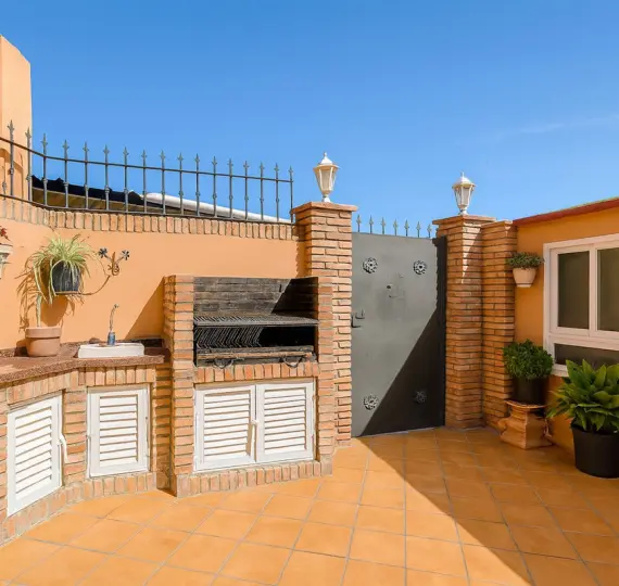 Sale of townhouse in Diana Park