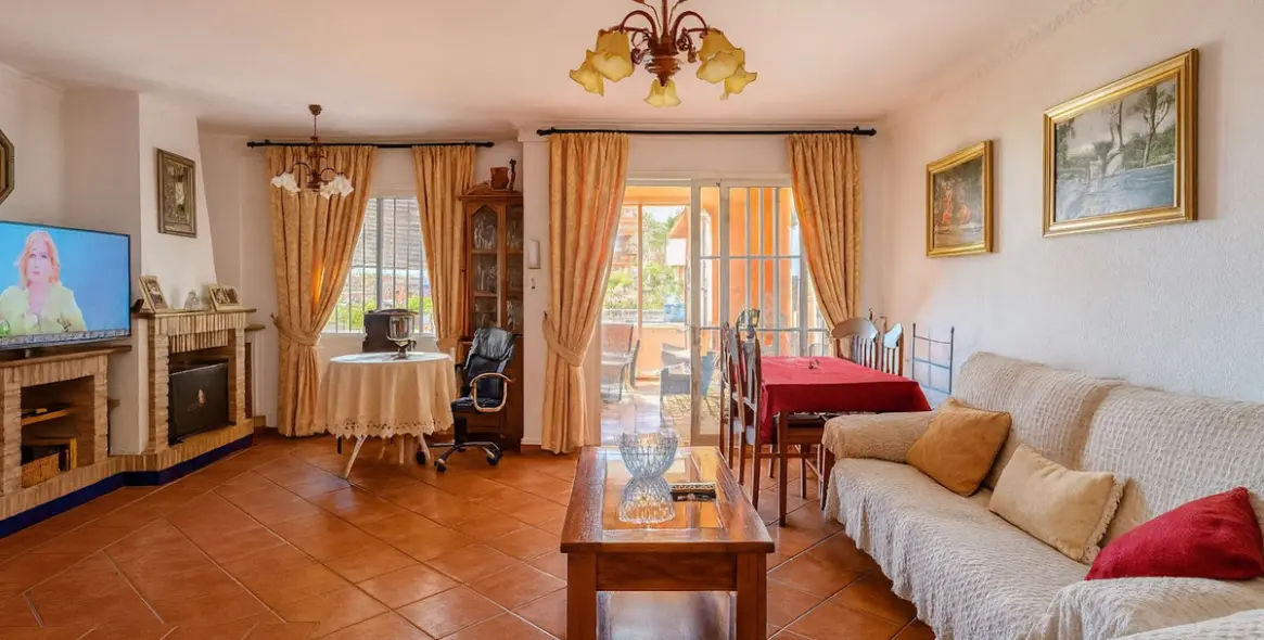 Sale of townhouse in Diana Park 5