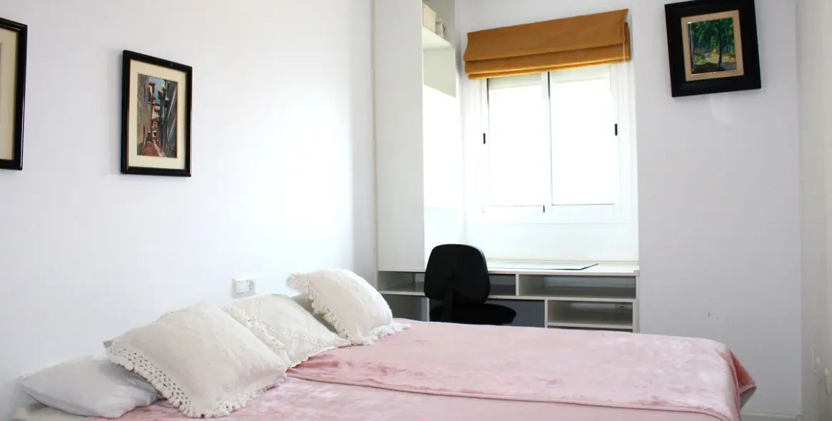 Продажа двухуровневых апартаментов в Algarrobo Costa 8