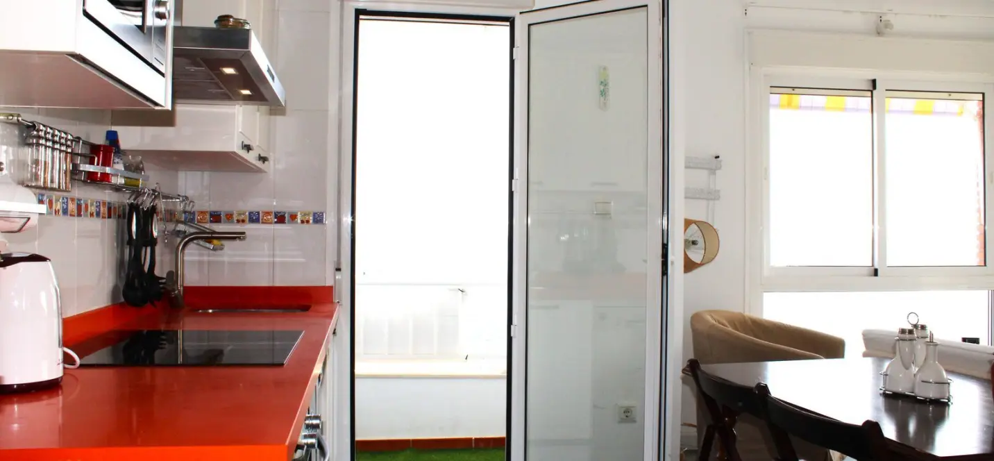 Продажа двухуровневых апартаментов в Algarrobo Costa 4