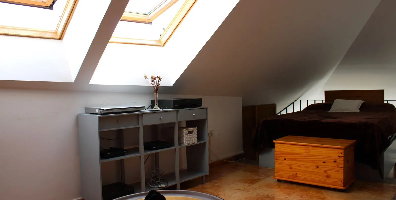 Продажа двухуровневых апартаментов в Algarrobo Costa 26