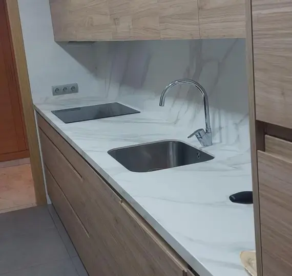 Sale of middle floor apartment in Marbella