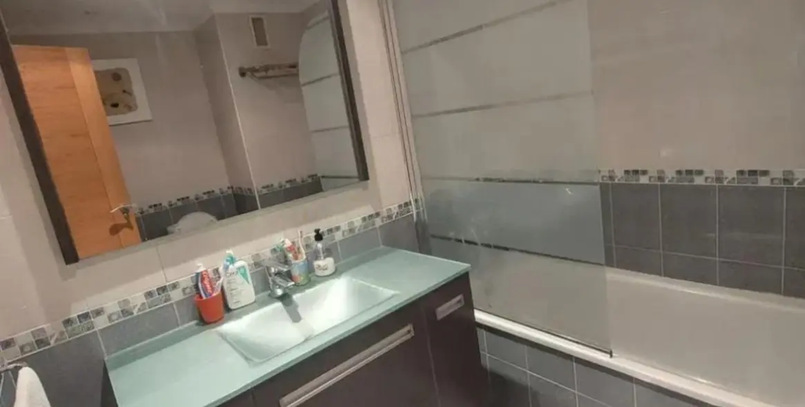 Sale of middle floor apartment in Marbella 10