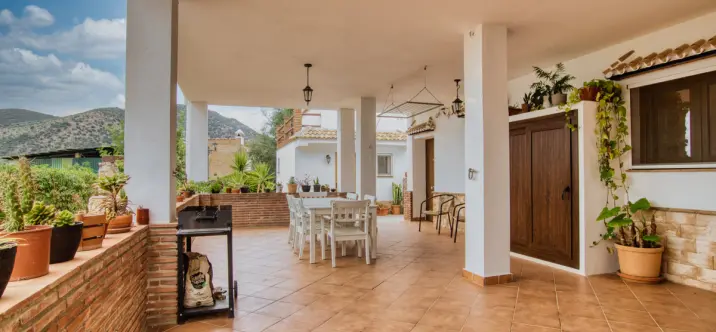 Sale of detached villa in South of spain 2