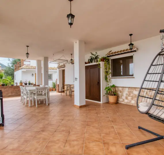 Sale of detached villa in South of spain