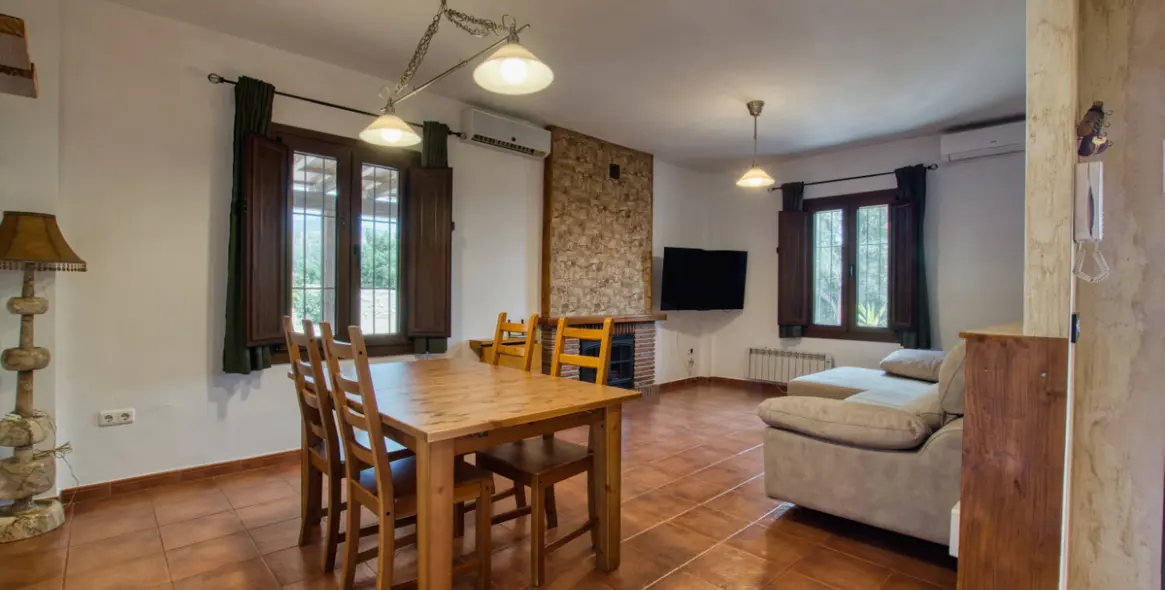 Sale of detached villa in South of spain 17