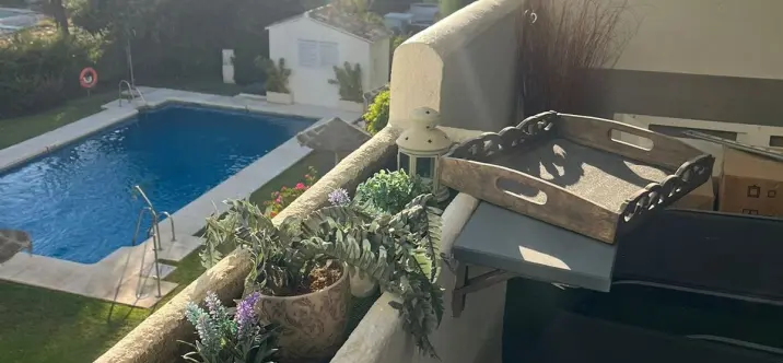 Sale of middle floor apartment in Marbella 2