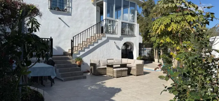 Sale of townhouse in Estepona 0