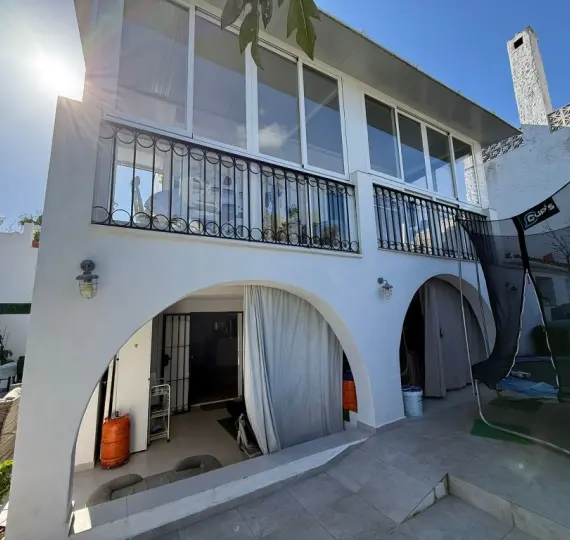 Sale of townhouse in Estepona