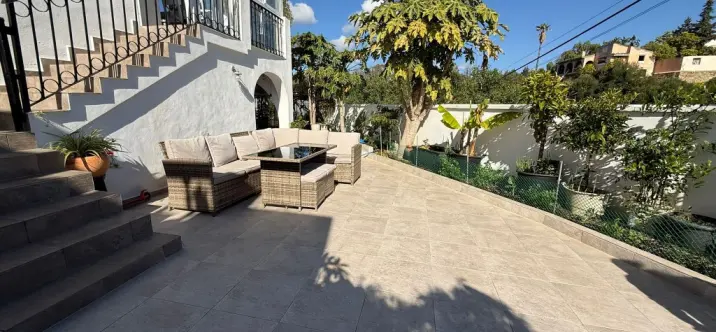 Venta de casa pareada en Estepona 1