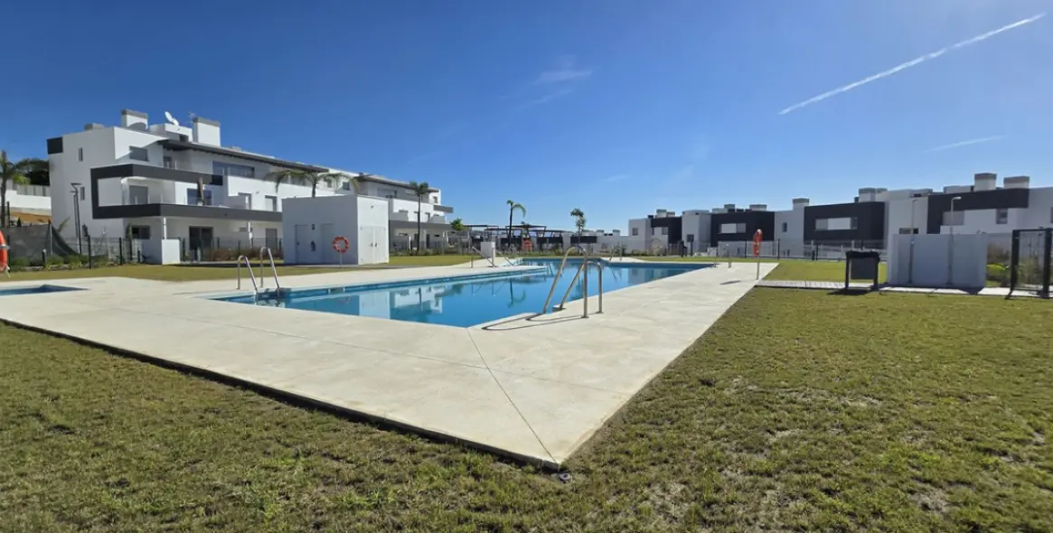 Sale of middle floor apartment in Valle Romano 7