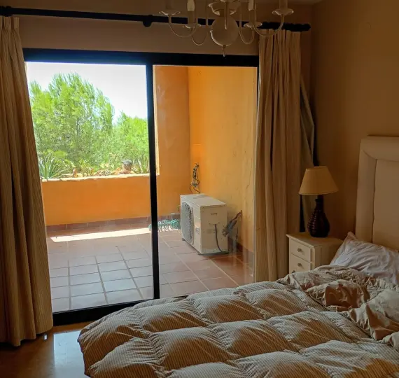 Апартаменты на первом этаже R5145799