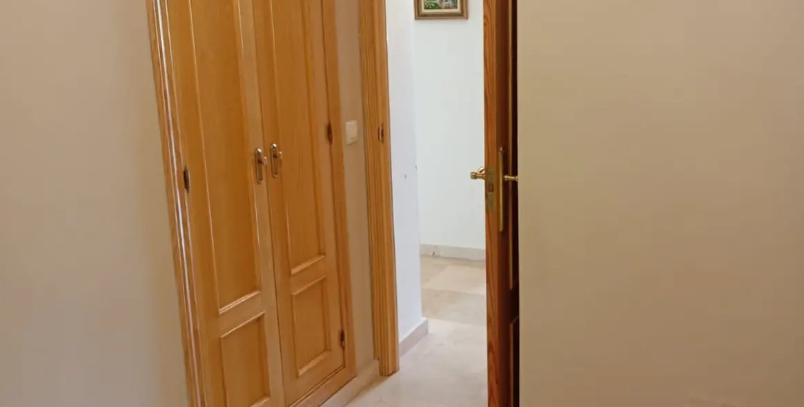 Продажа апартаментов на первом этаже в Estepona (район Estepona) 9