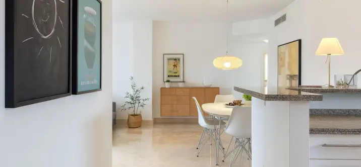 Продажа апартаментов на среднем этаже в Cerros del Aguila 1