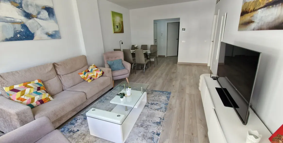 Sale of middle floor apartment in Estepona 7