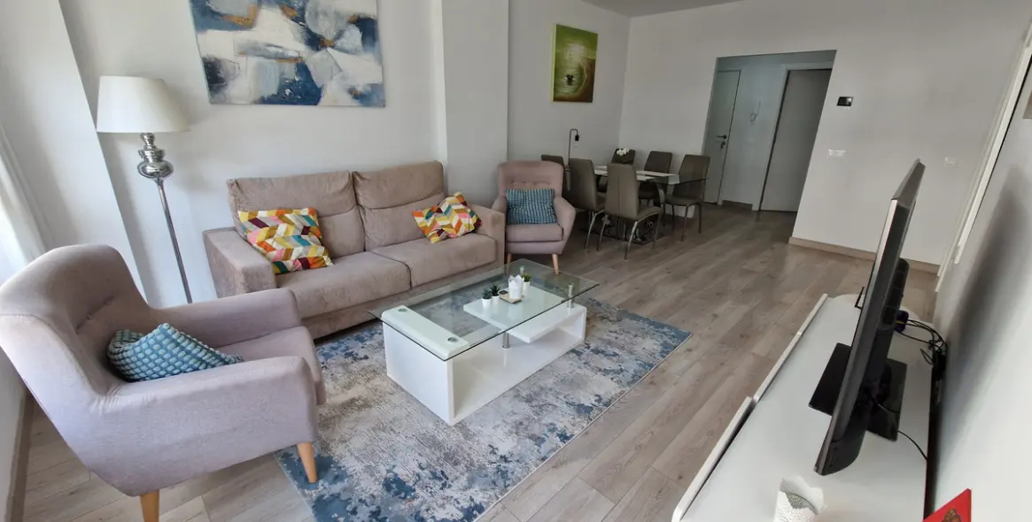 Sale of middle floor apartment in Estepona 9