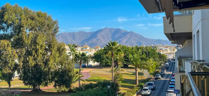 Продажа апартаментов на среднем этаже в La Duquesa 0