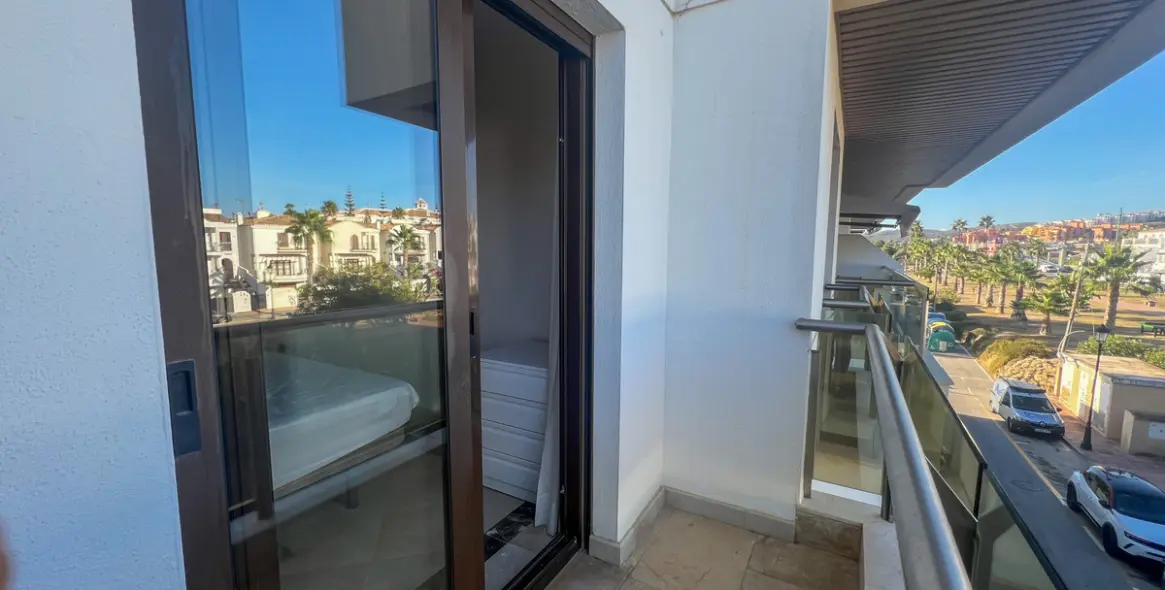 Продажа апартаментов на среднем этаже в La Duquesa 19