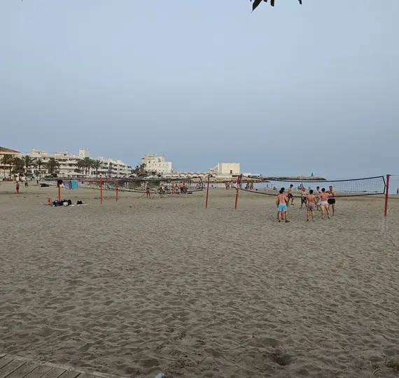 Продажа апартаментов на первом этаже в Benalmadena Costa