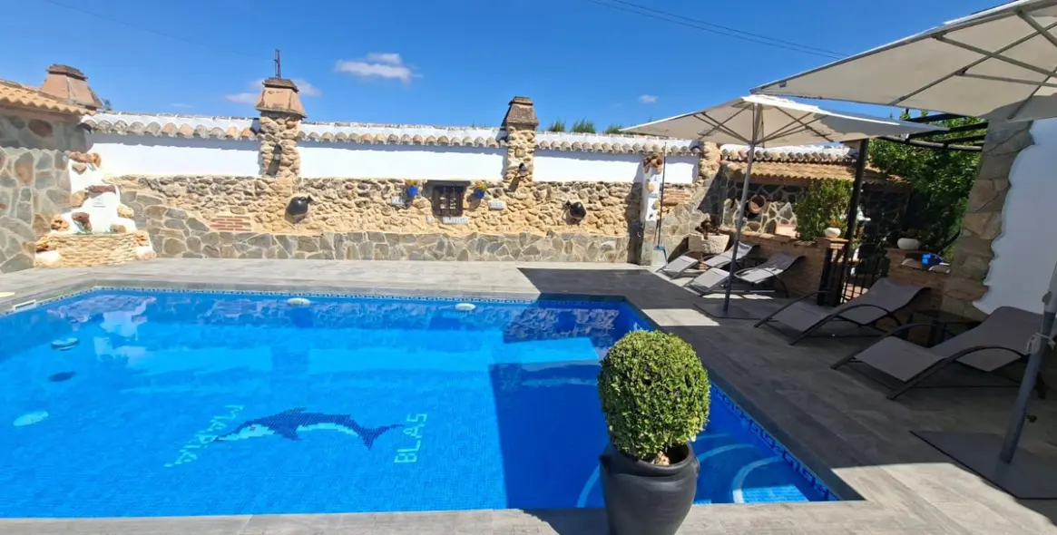 Sale of detached villa in Arriate 3