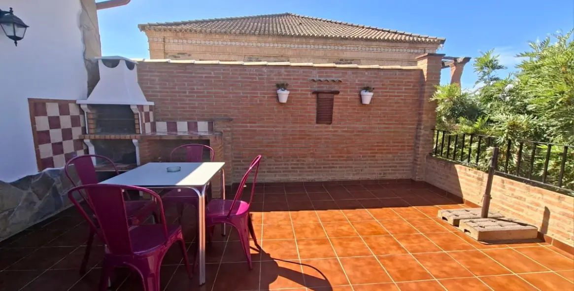 Sale of detached villa in Arriate 14