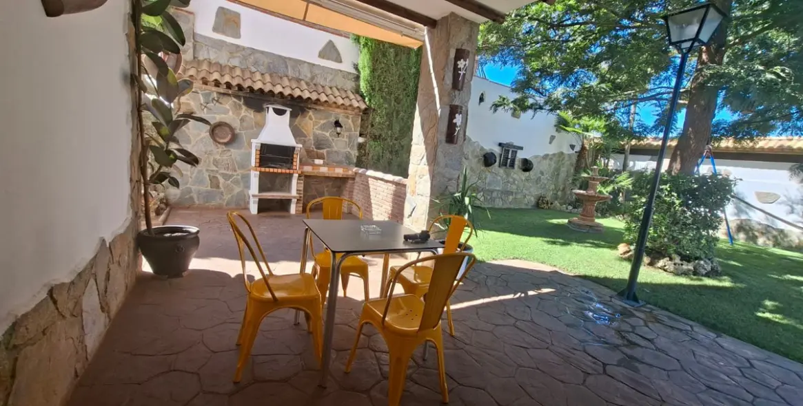 Sale of detached villa in Arriate 38