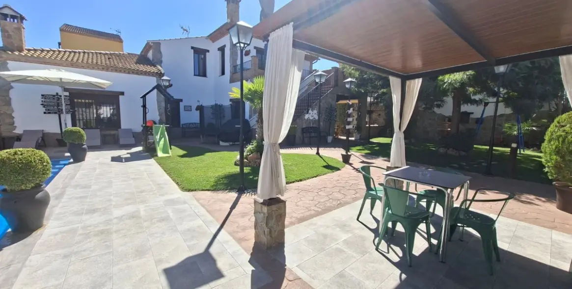 Sale of detached villa in Arriate 47