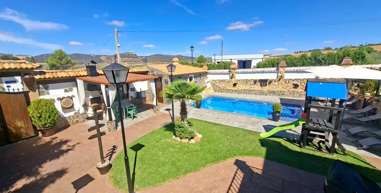 Sale of detached villa in Arriate 5