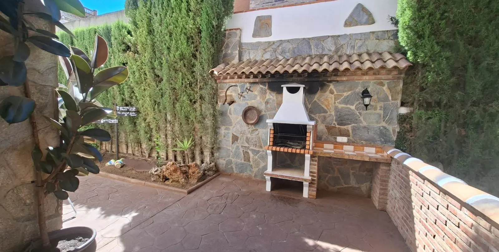Sale of detached villa in Arriate 42