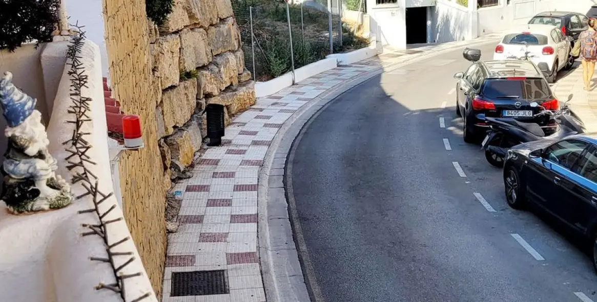 Продажа апартаментов на первом этаже в Torrequebrada 20