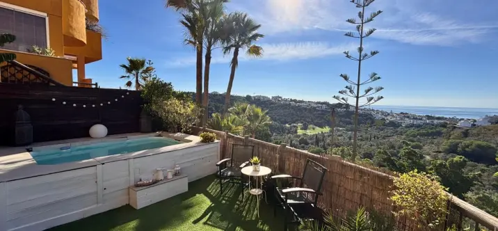 Sale of ground floor apartment in Reserva de Marbella 0