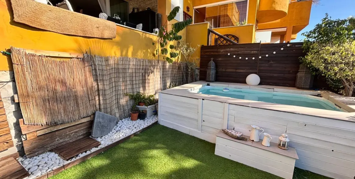 Sale of ground floor apartment in Reserva de Marbella 17