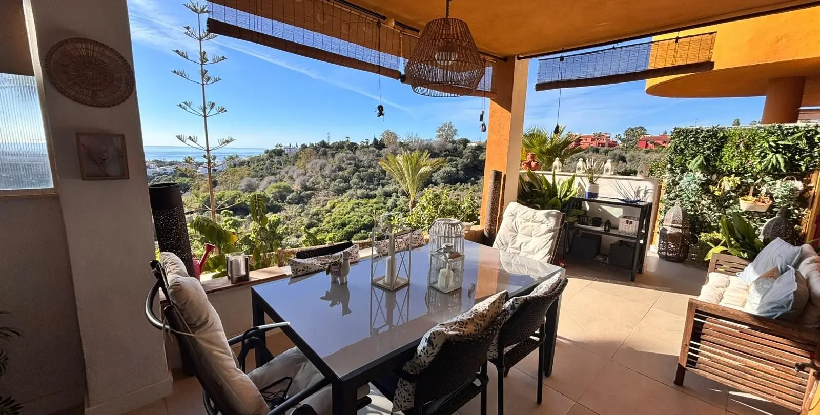 Продажа апартаментов на первом этаже в Reserva de Marbella 2