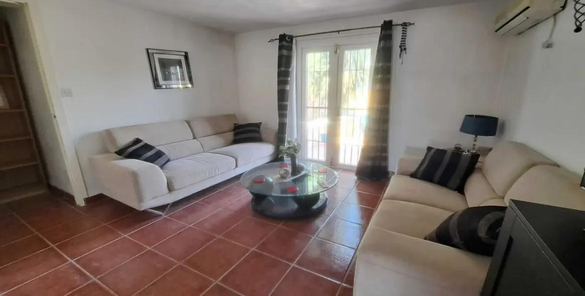 Продажа финки в Coín 14